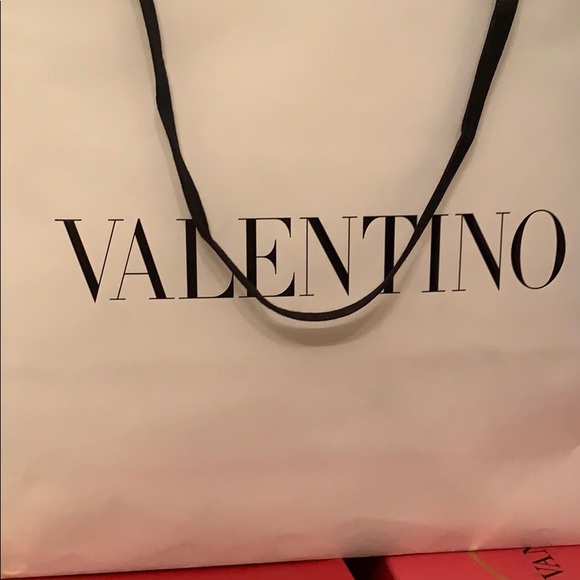 Valentino lace sleeves shift dress size 2. - Picture 9 of 15